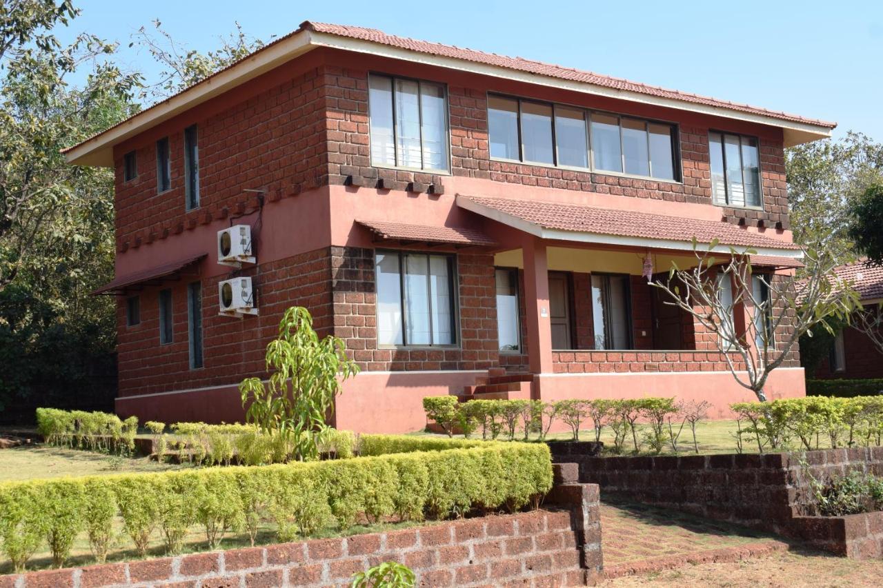Regenta Resort Mango Village Guhagar Kudān 外观 照片